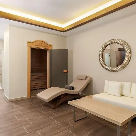 Wyndham Afyonkarahisar Hotel *